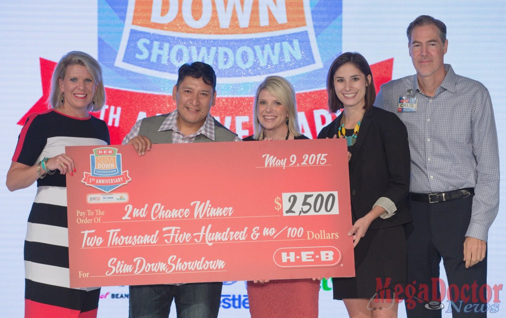 Kate Rogers (L-R), H-E-B VP of communications and engagement, 2nd Chance Winner Albert Moreno, H-E-B business development manager Heidi Deen, Beanitos representative Kendall Bennett, and Craig Boyan, H-E-B President and COO, post for a photograph during the H-E-B Slim Down Showdown, Saturday, May 9, 2015, in San Antonio, Texas.