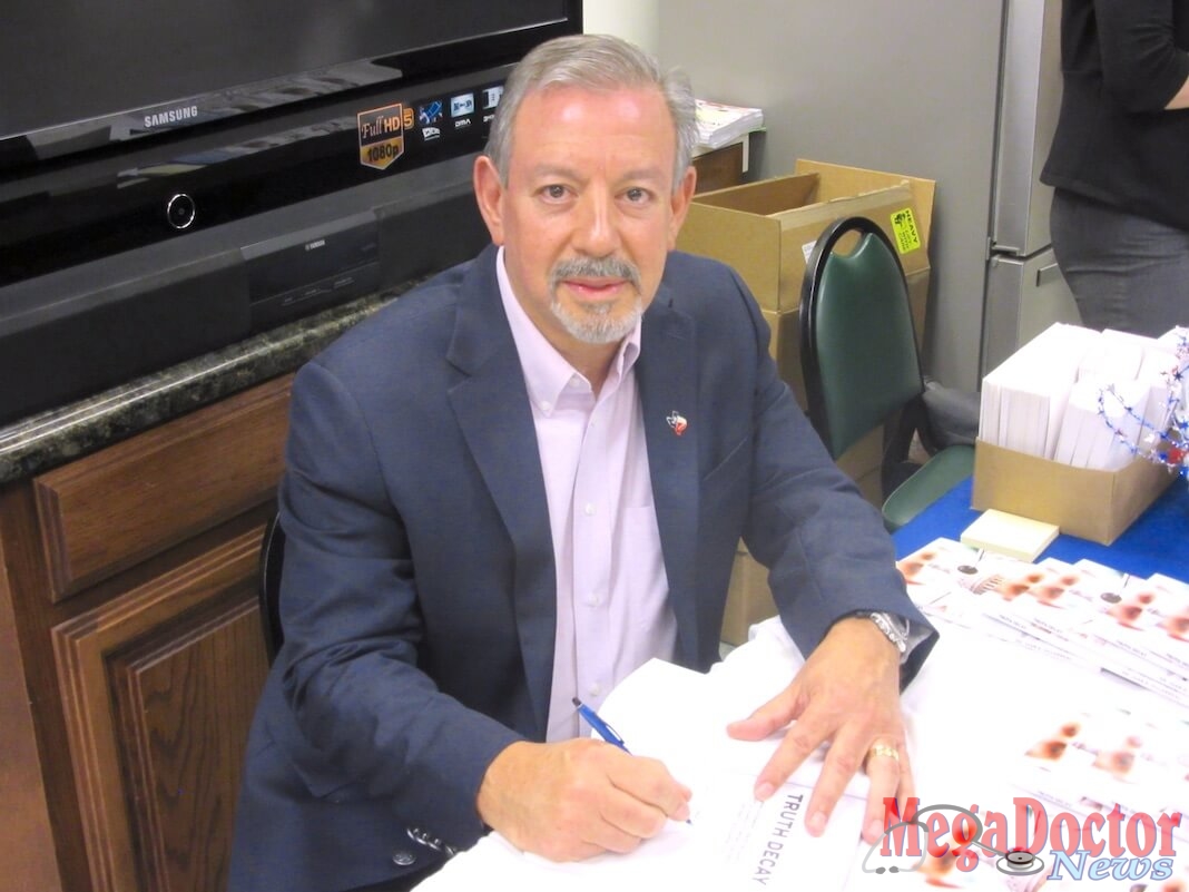 Doctor Juan Villarreal of Harlingen Family Dentistry. Photo archive by Roberto Hugo Gonzalez