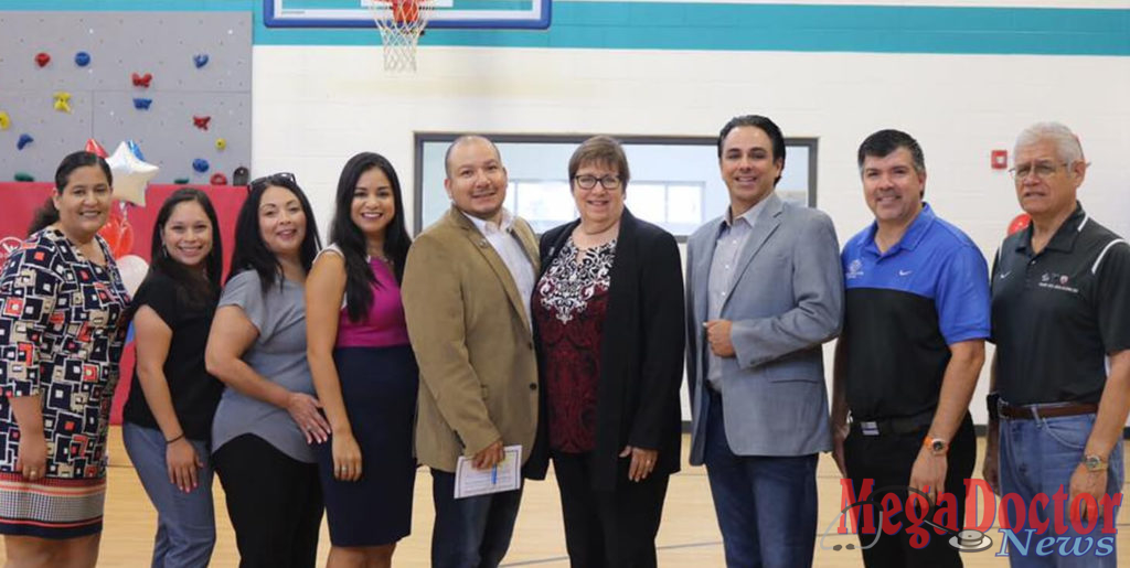 Local leaders attend press conference announcing Youth & Family Support Services at Boys & Girls Clubs. Pictured from left to right: Adriana Rendon, Vice-President of Operations, Boys & Girls Clubs of Edinburg RGV; Mary Lopez, CEO-Boys & Girls Club of Weslaco; Dalinda Gonzalez-Alcantar, CEO- Boys & Girls Club of McAllen; Alfredo Mata, Jr., CEO-Boys & Girls Club of Pharr; Fay Beard, Director of Development, Boys & Girls Clubs of America; Terry Canales, Texas State Representative; Eddie Cantu, Hidalgo County Commissioner Precinct #2, and Jesse Vela, School Board Member, PSJA ISD.